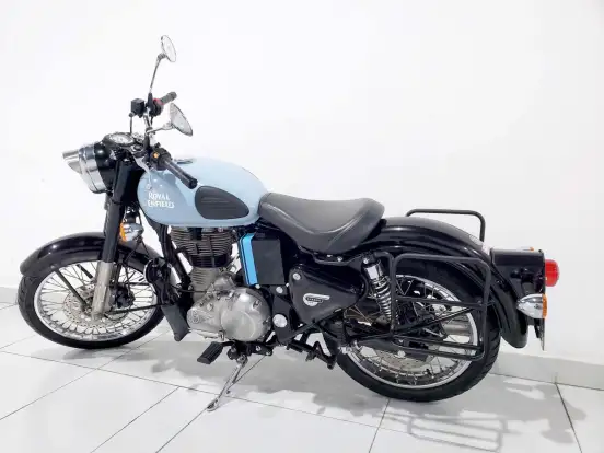 ROYAL ENFIELD-CLASSIC 500-2017