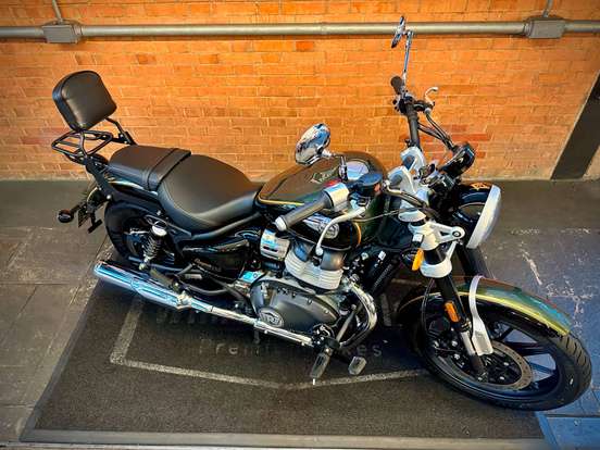 ROYAL ENFIELD-METEOR 650 INTERSTELLAR ROYAL ENFIELD-METEOR 650 INTERSTELLAR-2025