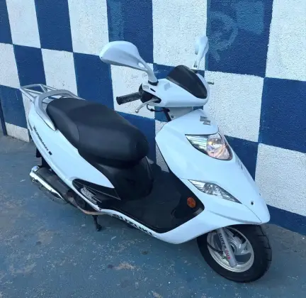 SUZUKI BURGMAN i SUZUKI BURGMAN i