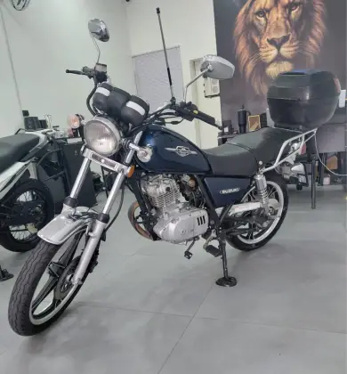 SUZUKI INTRUDER 125 SUZUKI INTRUDER 125