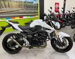 SUZUKI GSR 750A SUZUKI GSR 750A