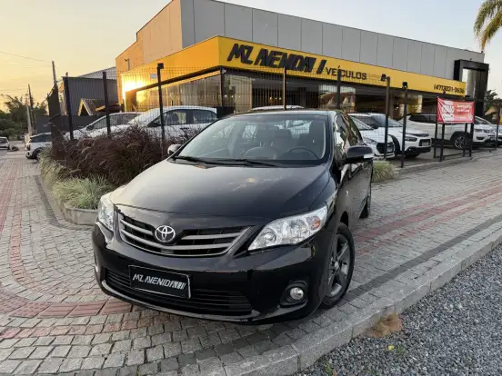 TOYOTA-COROLLA-2013