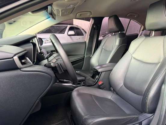 TOYOTA-COROLLA-2023