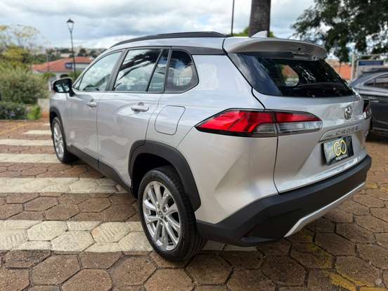 TOYOTA-COROLLA CROSS-2022