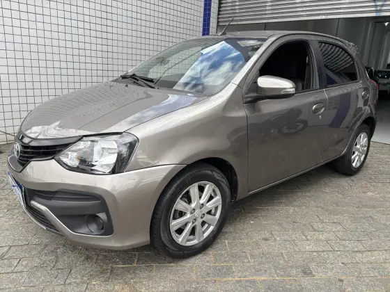 TOYOTA ETIOS 1.5 X PLUS 16V FLEX 4P AUTOMÁTICO