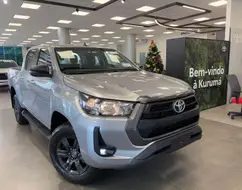 TOYOTA HILUX 2.8 D-4D TURBO DIESEL CD SR 4X4 AUTOMÁTICO TOYOTA HILUX 2.8 D-4D TURBO DIESEL CD SR 4X4 AUTOMÁTICO