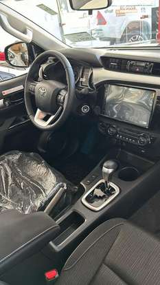 TOYOTA-HILUX-2024