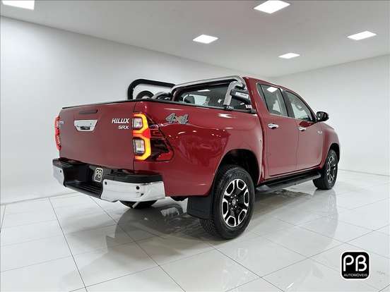 TOYOTA-HILUX-2025