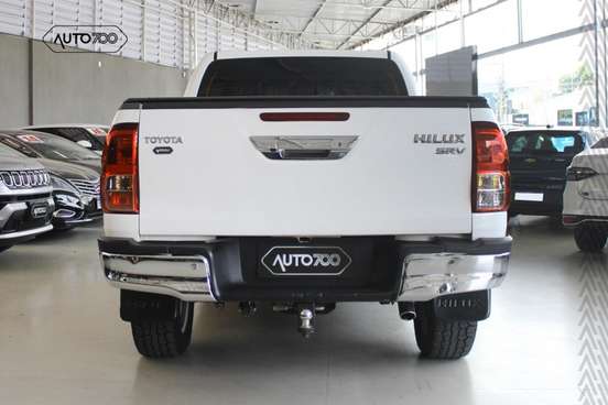 TOYOTA-HILUX-2020