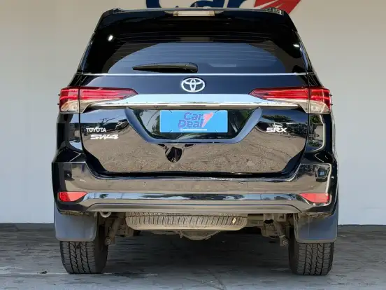 TOYOTA-HILUX SW4-2.8 SRX 4X4 16V TURBO INTERCOOLER DIESEL 4P AUTOMÁTICO TOYOTA-HILUX SW4-2019