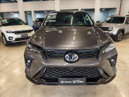 TOYOTA-HILUX SW4-2.8 D-4D TURBO DIESEL SRX PLATINUM 7L 4X4 AUTOMÁTICO TOYOTA-HILUX SW4-2024