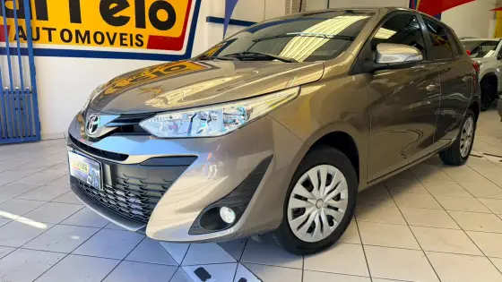 TOYOTA YARIS 1.3 16V FLEX XL MULTIDRIVE TOYOTA YARIS 1.3 16V FLEX XL MULTIDRIVE