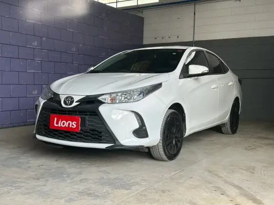 TOYOTA YARIS 1.5 16V FLEX SEDAN XL LIVE MULTIDRIVE TOYOTA YARIS 1.5 16V FLEX SEDAN XL LIVE MULTIDRIVE