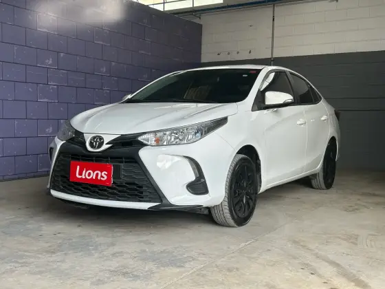 TOYOTA YARIS 1.5 16V FLEX SEDAN XL LIVE MULTIDRIVE TOYOTA YARIS 1.5 16V FLEX SEDAN XL LIVE MULTIDRIVE