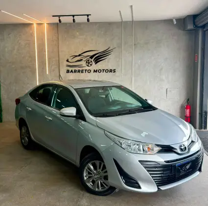 TOYOTA YARIS 1.5 16V FLEX SEDAN XL PLUS CONNECT MULTIDRIVE TOYOTA YARIS 1.5 16V FLEX SEDAN XL PLUS CONNECT MULTIDRIVE