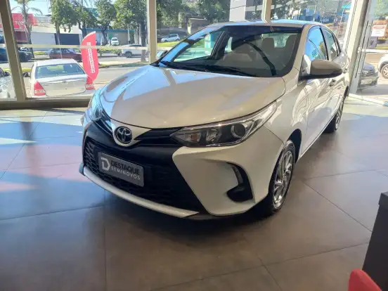 TOYOTA-YARIS-1.5 16V FLEX SEDAN XS MULTIDRIVE TOYOTA-YARIS-2024