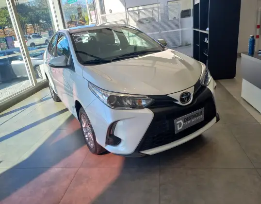 TOYOTA YARIS 1.5 16V FLEX SEDAN XS MULTIDRIVE TOYOTA YARIS 1.5 16V FLEX SEDAN XS MULTIDRIVE