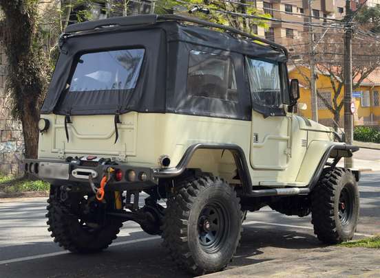 TOYOTA-BANDEIRANTE-1994