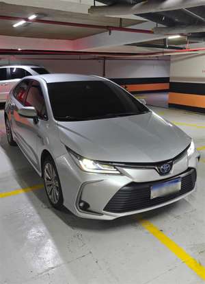 TOYOTA-COROLLA-2019