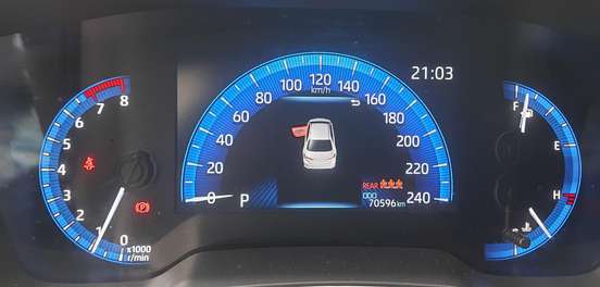 TOYOTA-COROLLA-2021