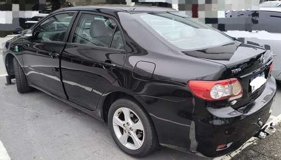 TOYOTA-COROLLA-2013