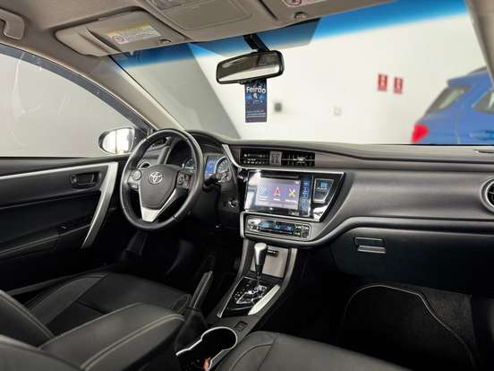 TOYOTA-COROLLA-2018