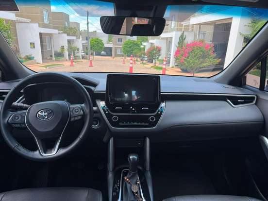 TOYOTA-COROLLA CROSS-2022