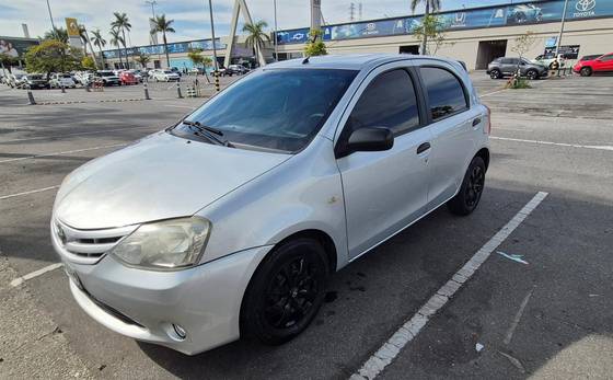 TOYOTA ETIOS 1.3 16V FLEX 4P MANUAL