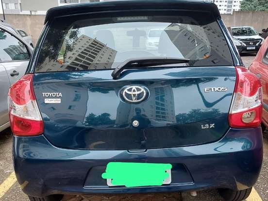TOYOTA-ETIOS-1.3 X 16V FLEX 4P MANUAL TOYOTA-ETIOS-2016