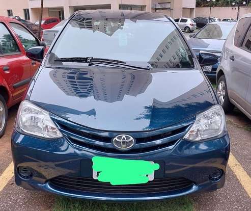 TOYOTA-ETIOS-2016