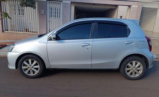 TOYOTA-ETIOS-1.5 X PLUS 16V FLEX 4P AUTOMÁTICO TOYOTA-ETIOS-2019