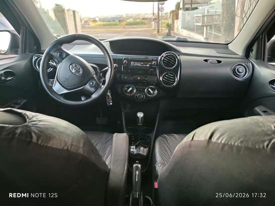 TOYOTA-ETIOS-1.5 X PLUS 16V FLEX 4P AUTOMÁTICO TOYOTA-ETIOS-2019