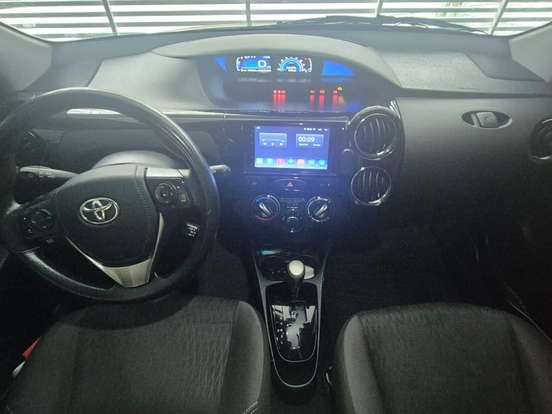 TOYOTA-ETIOS-1.5 XS SEDAN 16V FLEX 4P AUTOMÁTICO TOYOTA-ETIOS-2017