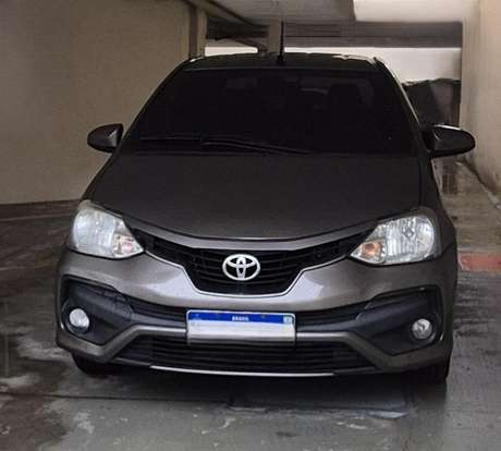 TOYOTA-ETIOS-2017