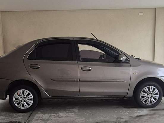 TOYOTA-ETIOS-1.5 XS SEDAN 16V FLEX 4P AUTOMÁTICO TOYOTA-ETIOS-2017