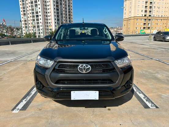 TOYOTA-HILUX-2.8 D-4D TURBO DIESEL CD POWER PACK 4X4 MANUAL TOYOTA-HILUX-2023