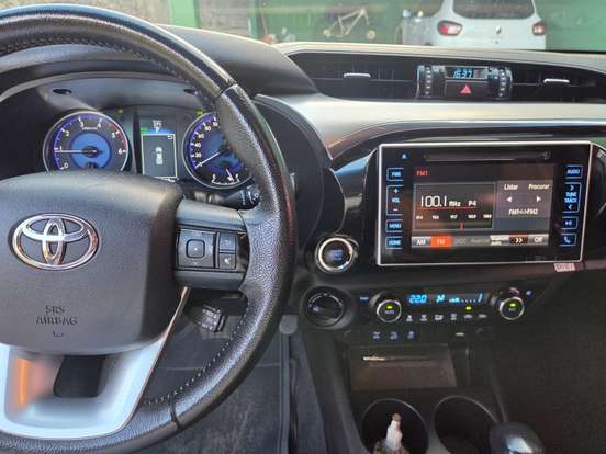 TOYOTA-HILUX-2.8 SRX 4X4 CD 16V DIESEL 4P AUTOMÁTICO TOYOTA-HILUX-2018