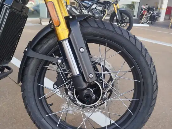 TRIUMPH-SCRAMBLER 400 XC TRIUMPH-SCRAMBLER 400 XC-2025