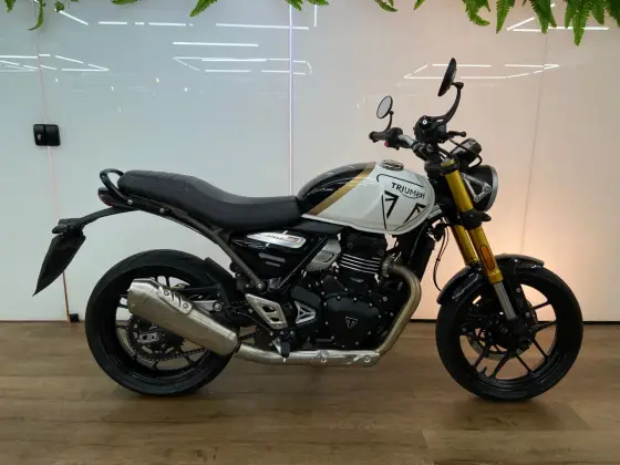 TRIUMPH SPEED 400 TRIUMPH SPEED 400