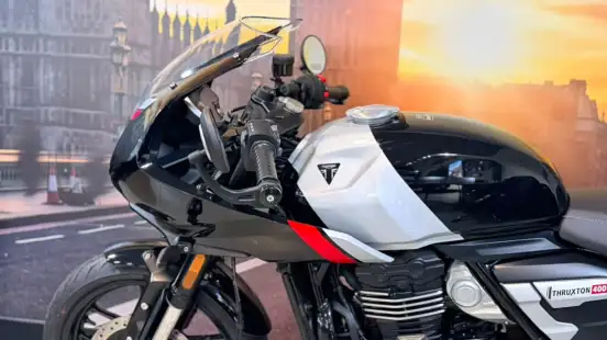 TRIUMPH-THRUXTON 400-2026
