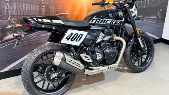 TRIUMPH-TRACKER 400-2026