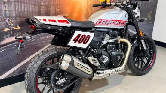 TRIUMPH-TRACKER 400-2026