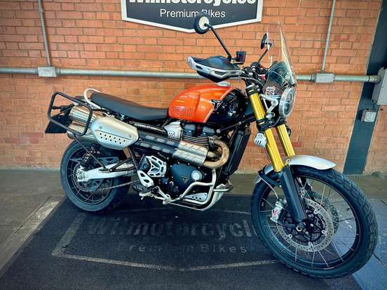 TRIUMPH-BONNEVILLE SCRAMBLER 1200 XE-2024