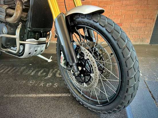 TRIUMPH-BONNEVILLE SCRAMBLER 1200 XE TRIUMPH-BONNEVILLE SCRAMBLER 1200 XE-2024
