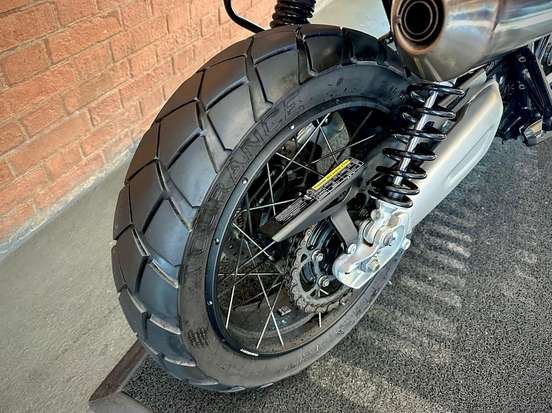 TRIUMPH-BONNEVILLE SCRAMBLER 1200 XE-2024