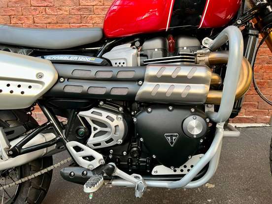 TRIUMPH-BONNEVILLE SCRAMBLER 1200 XE-2023
