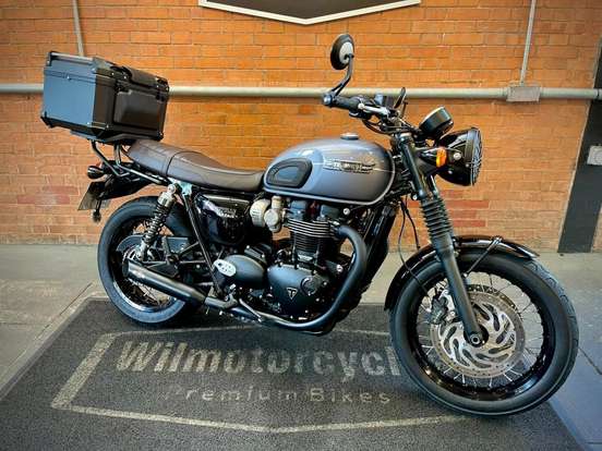 TRIUMPH-BONNEVILLE T120 BLACK 1200 TRIUMPH-BONNEVILLE T120 BLACK 1200-2023