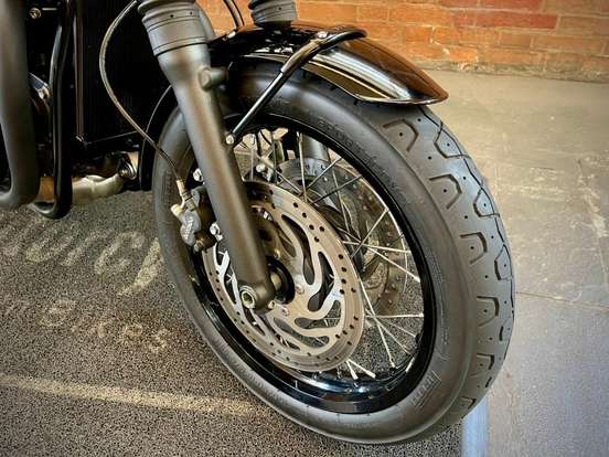 TRIUMPH-BONNEVILLE T120 BLACK 1200 TRIUMPH-BONNEVILLE T120 BLACK 1200-2023