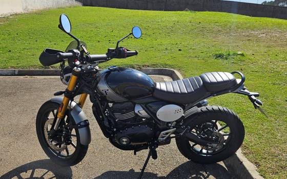 TRIUMPH SCRAMBLER 400 X 