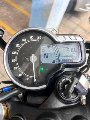 TRIUMPH-SPEED 400-2024